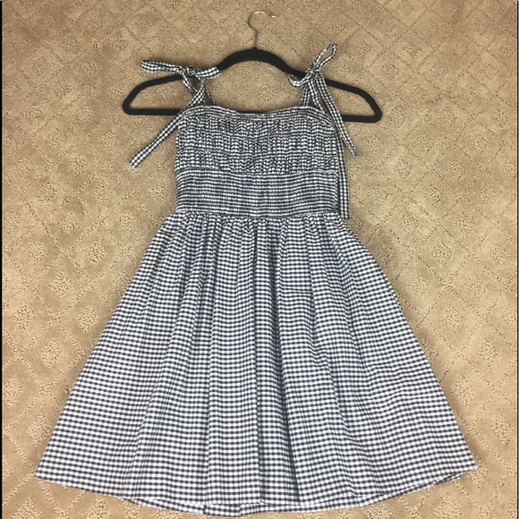 Forever 21 Dresses & Skirts - Forever 21 Gingham Sun Dress